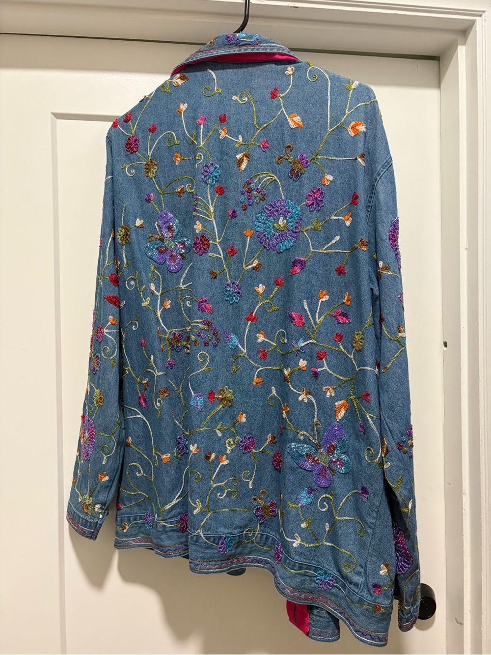 Fun Blue Denim Jacket with Pink Lining & Multicolor Embroidery - Picture 4 of 7